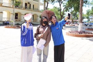 Hơn 4.000 tình nguyện viên tham gia 'tiếp sức mùa thi' tại Bắc Ninh