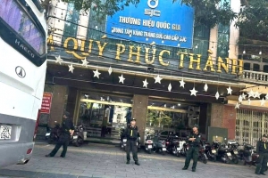 Ninh Bình: Nhiều cảnh sát xuất hiện tại cửa hàng vàng Phúc Thành