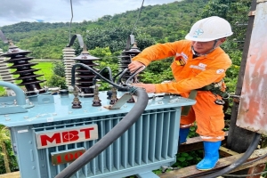 Điện lực Điện Biên triển khai đồng bộ giải pháp đảm bảo cung ứng điện mùa nắng nóng