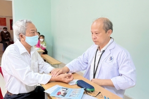 Bệnh viện II Lâm Đồng lan tỏa yêu thương qua chương trình khám tim miễn phí cho người dân khó khăn