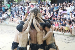 Bắc Ninh: Độc đáo lễ hội Vật cầu nước làng Vân