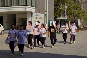 Hà Nội: Thí sinh hoàn thành bài thi Tiếng Anh vào lớp 10, nhiều em đánh giá đề vừa sức
