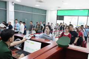 Nợ thuế và lệnh tạm hoãn xuất cảnh: Sắp áp dụng gỡ vướng "thời gian thực", Bộ Tài chính làm rõ những lùm xùm