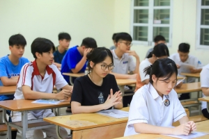 Cuộc đua vào lớp 10 công lập Hà Nội chính thức bắt đầu