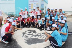 TP. HCM: Hàng trăm em học sinh trải nghiệm ngành nghề truyền thống.
