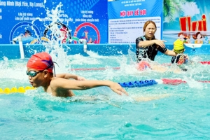 Quảng Ninh: Mở lớp tập huấn bơi an toàn, cứu đuối ở 12 địa phương trên địa bàn tỉnh