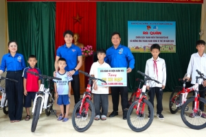 Quảng Ninh: Xã Đông Ngũ ra quân Chiến dịch Thanh niên tình nguyện hè và hưởng ứng Tháng hành động vì trẻ em năm 2026