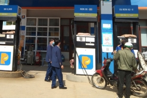 Điện Biên: 77/80 cửa hàng kinh doanh xăng dầu đã chuyển sang bán xăng E10