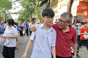 Kỳ thi tuyển sinh vào lớp 10 THPT năm học 2026 - 2027 tại Hải Phòng diễn ra an toàn, đúng quy chế