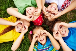 Ngày Quốc tế Thiếu nhi 1/6: Đôi khi, người lớn cần học lại cách sống từ trẻ em