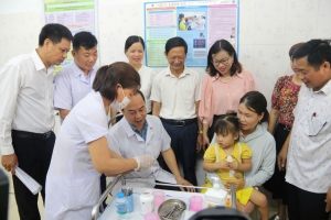 Hải Phòng: Hơn 125.000 trẻ em được uống vitamin A liều cao Đợt 1 năm 2026
