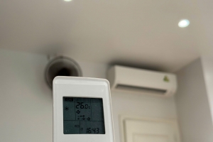 Nắng nóng kỷ lục, EVN Hà Nội cảnh báo hóa đơn tiền điện tháng 6 tăng mạnh