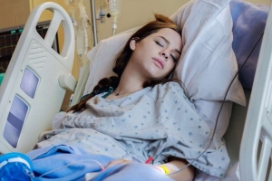 Thói quen trì hoãn giấc ngủ làm gia tăng nguy cơ đột quỵ nhỏ ở người trẻ tuổi