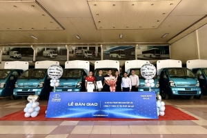 Thaco Auto bàn giao lô xe KIA Frontier K200 tập lái cho khách hàng