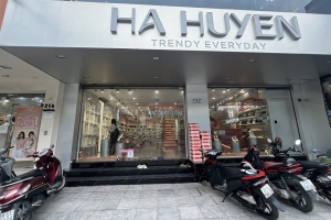Hà Nội: Hệ thống cửa hàng giày dép Hà Huyền bày bán nhiều sản phẩm không tem nhãn phụ Tiếng Việt