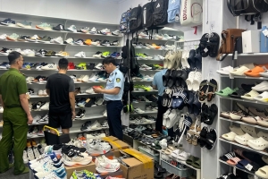 Chi cục QLTT Hưng Yên chuyển hồ sơ 5 vụ có dấu hiệu hình sự sang Công an