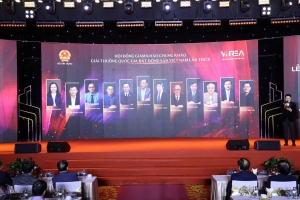 Lộ diện những doanh nghiệp bất động sản xuất sắc nhất Việt Nam 2026, Vinhomes nhận giải đặc biệt
