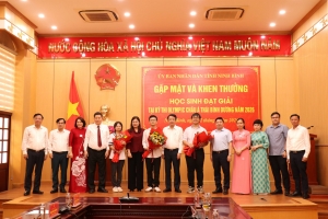Ninh Bình vinh danh học sinh đoạt giải Olympic quốc tế và khu vực