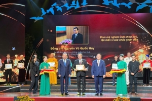 Giáo sư, Tiến sĩ Nguyễn Vũ Quốc Huy đảm nhận quyền Giám đốc Đại học Huế
