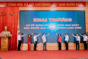 Hà Nội khai trương cơ sở chăm sóc sức khỏe ban ngày đầu tiên dành cho người cao tuổi