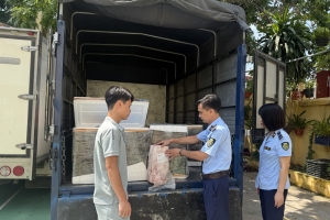 Bắc Ninh: Phát hiện, tiêu hủy 840 kg thịt bò đông lạnh không rõ nguồn gốc