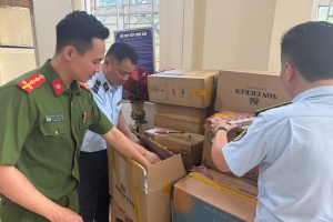 Hà Nội: Chuyển hồ sơ vụ 8.280 bao thuốc lá điếu nhập lậu sang Công an để điều tra