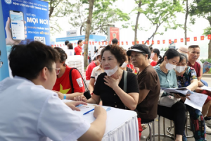 Ninh Bình triển khai khám sức khỏe định kỳ, khám sàng lọc miễn phí cho người dân