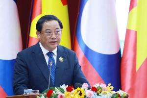 Thủ tướng Lào Sonexay Siphandone bắt đầu thăm chính thức Việt Nam