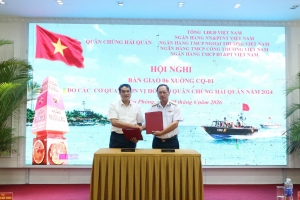 Agribank trao tặng xuồng CQ-01, đồng hành Quân chủng Hải quân bảo vệ chủ quyền biển đảo của Tổ quốc