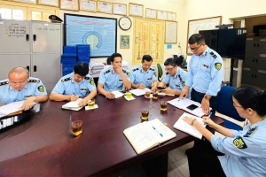 Đội Quản lý thị trường số 3 Lạng Sơn hưởng ứng “Ngày pháp luật” tháng 6