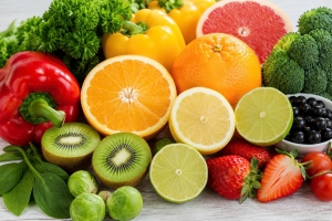 Bổ sung collagen thôi chưa đủ: Vai trò của vitamin C và sắt ít người biết