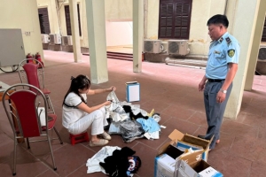 Bắc Ninh: Phạt hơn 23 triệu đồng và buộc tiêu hủy lô quần áo giả hiệu xa xỉ