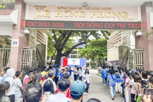 Kết thúc ngày thi 11/6: Thí sinh tại nhiều điểm thi ở Ninh Bình tự tin rời phòng thi tốt nghiệp THPT 2026