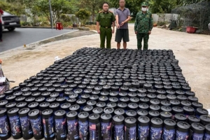 Quảng Ninh: Khởi tố đối tượng buôn lậu 518 bình khí cười qua biên giới