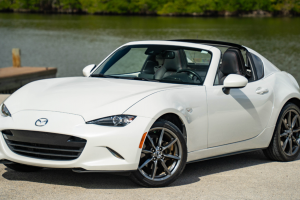 Mazda Việt Nam nhận đặt hàng bộ đôi CX-60 và MX-5 RF với giá dự kiến từ dưới 1,5 tỷ đồng