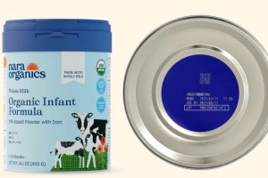 Mỹ thu hồi 16 lô sữa công thức Nara Organics sau 3 ca ngộ độc botulinum
