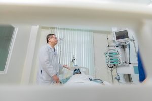 Cuộc chiến sinh tử 2 lần cứu sống nữ bệnh nhân nước ngoài ngay trên bàn can thiệp tại Vinmec Đà Nẵng