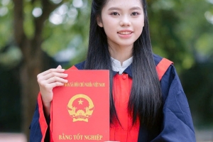 Nữ sinh Newton trở thành thủ khoa trong hơn 124.000 thí sinh thi lớp 10 Hà Nội