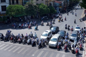 Miền Bắc và miền Trung nắng nóng gay gắt, có nơi trên 39 độ C