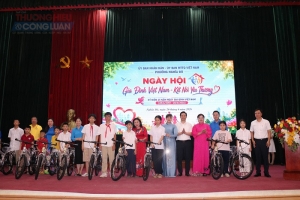 Ngày hội “Gia đình Việt Nam - Kết nối yêu thương”: Lan tỏa giá trị gia đình, chăm lo thế hệ tương lai