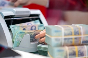 Tiền gửi dân cư lập đỉnh mới, dòng vốn vẫn ưu tiên sự an toàn