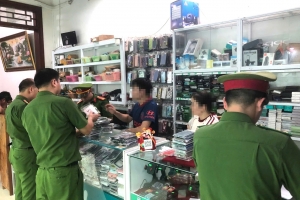 Lạng Sơn: Công an xã Tân Thành xử lý 3 cơ sở kinh doanh hàng hóa vi phạm