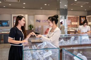 Nhóm cổ phiếu khuyến nghị giao dịch giằng co, PNJ nổi bật nhất tuần