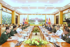 Việt Nam sẵn sàng chia sẻ kinh nghiệm đào tạo quốc phòng với Campuchia