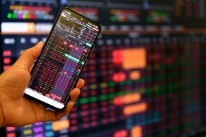 Thị trường chứng khoán ngày 24/6: Dòng tiền chưa lan tỏa, VN-Index đối mặt áp lực rung lắc