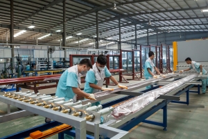 Nhập siêu tăng mạnh: Doanh nghiệp tăng tốc tích lũy nguồn lực cho chu kỳ tăng trưởng mới
