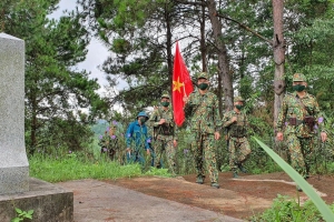 Từ cột mốc biên cương đến những bản làng bình yên