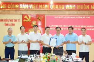 Hà Tĩnh: Trao quyết định chấp thuận nhà đầu tư dự án Bệnh viện đa khoa Nam Kỳ Anh gần 546 tỷ đồng