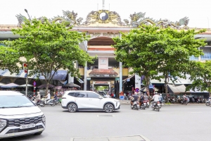 Chợ Rồng vắng khách: Nỗi buồn của biểu tượng thương mại Thành Nam giữa thời đại mua sắm online