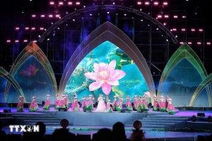 Khai mạc Lễ hội Sen Hà Nội 2026, tôn vinh di sản và đánh thức tiềm năng du lịch Hồ Tây